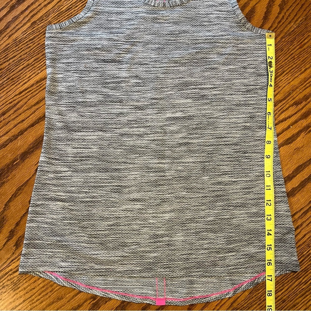 Reebok Tank Top - Picture 6 of 6